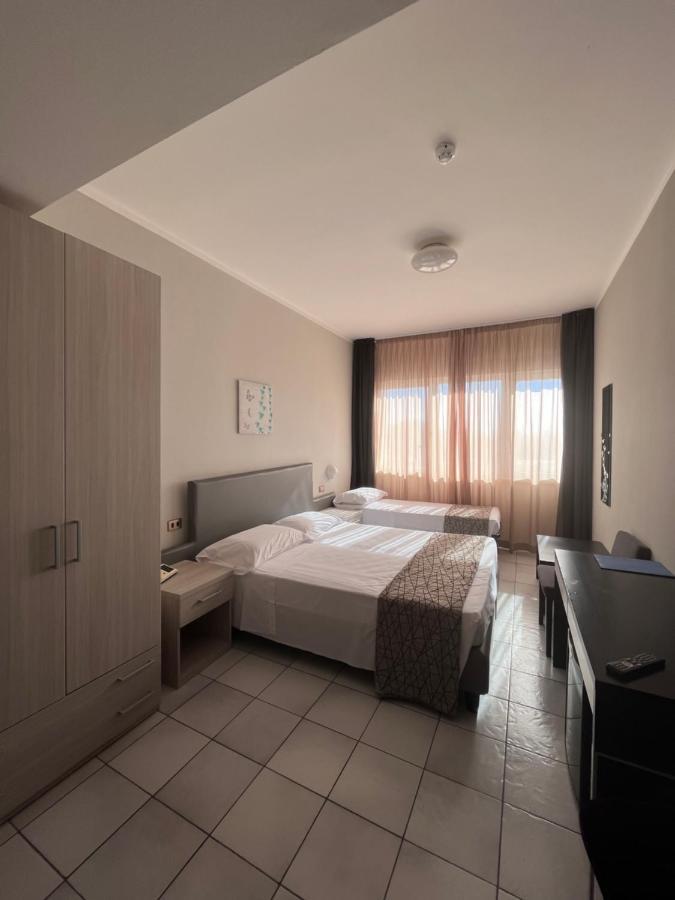 Hotel Letizia 폴로니카 외부 사진