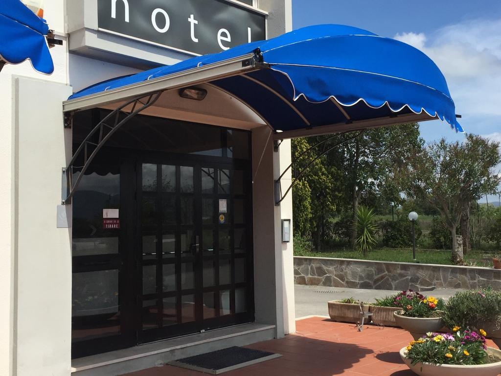 Hotel Letizia 폴로니카 외부 사진